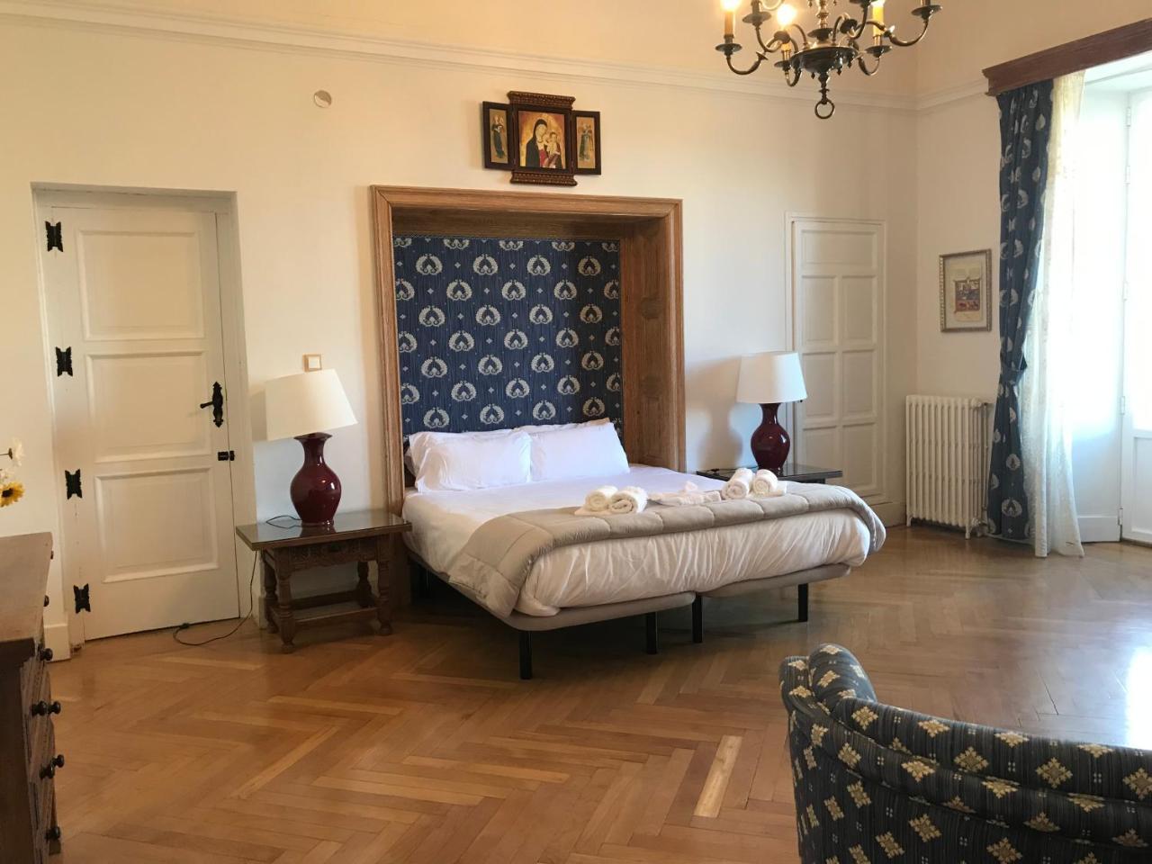 Hotel Hospederia Santa Cruz à San Lorenzo de El Escorial Extérieur photo