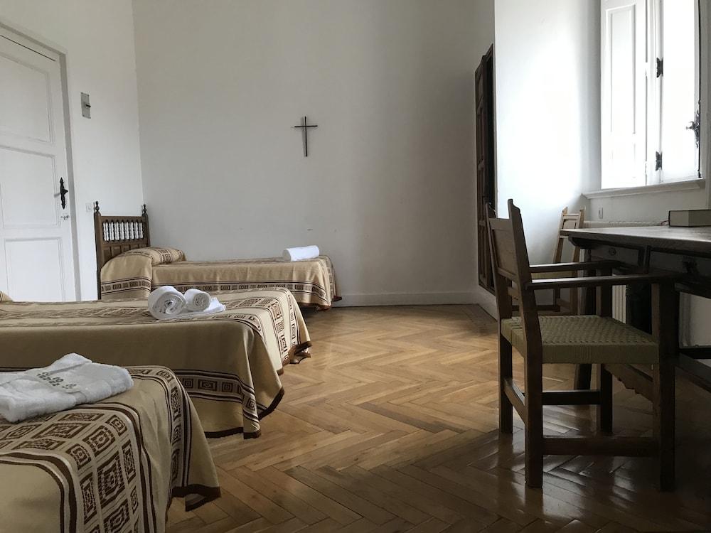 Hotel Hospederia Santa Cruz à San Lorenzo de El Escorial Extérieur photo
