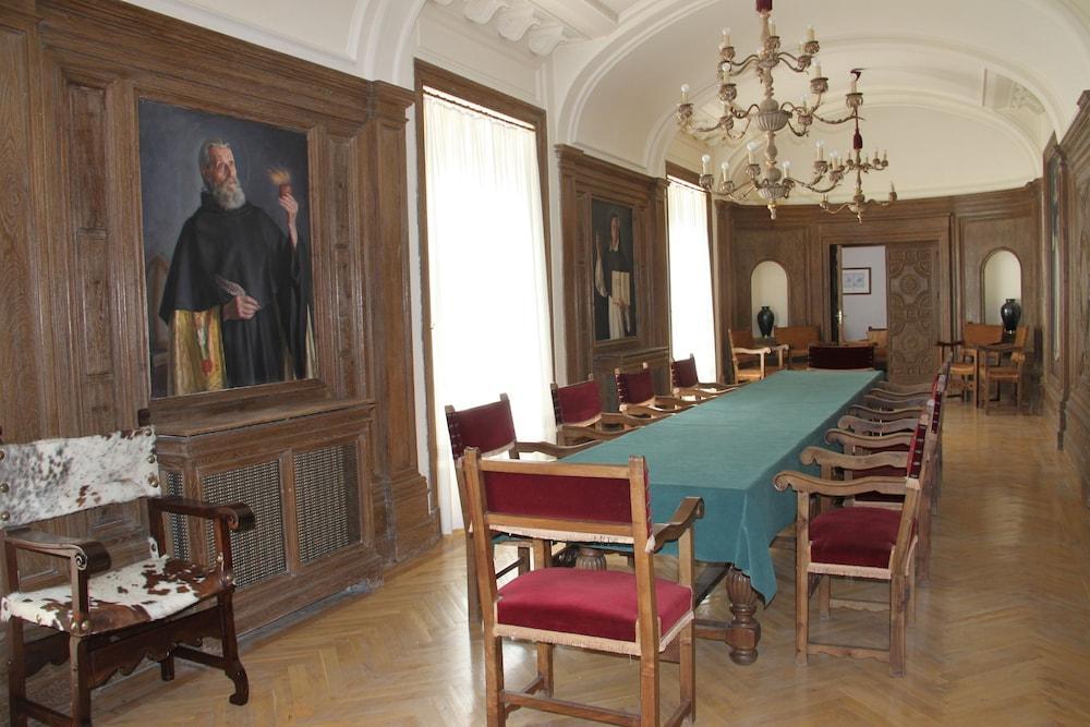 Hotel Hospederia Santa Cruz à San Lorenzo de El Escorial Extérieur photo